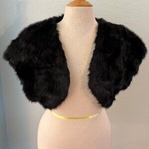 Ruyi Black Faux Fur Capelette Stole Shrug Jacket Elegant Vintage Chic Large EUC